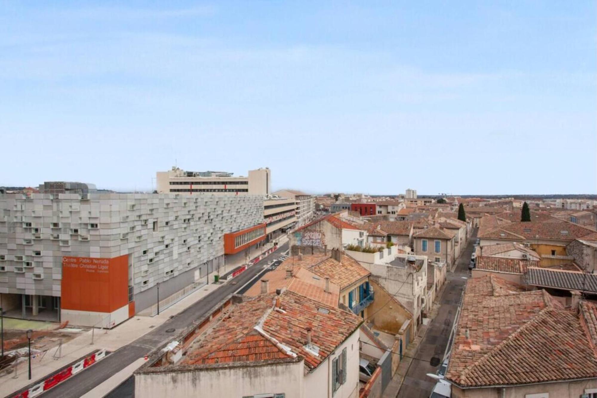 Atlas - Ovalia Nîmes Exteriör bild